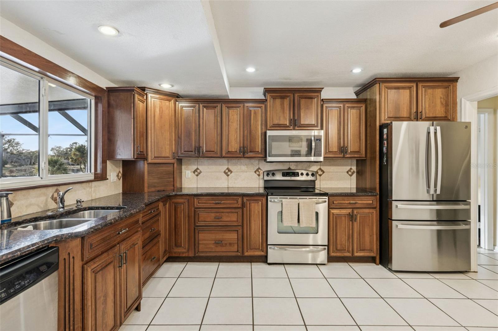 SWEETWATER OAKS SEC 18 - Residential