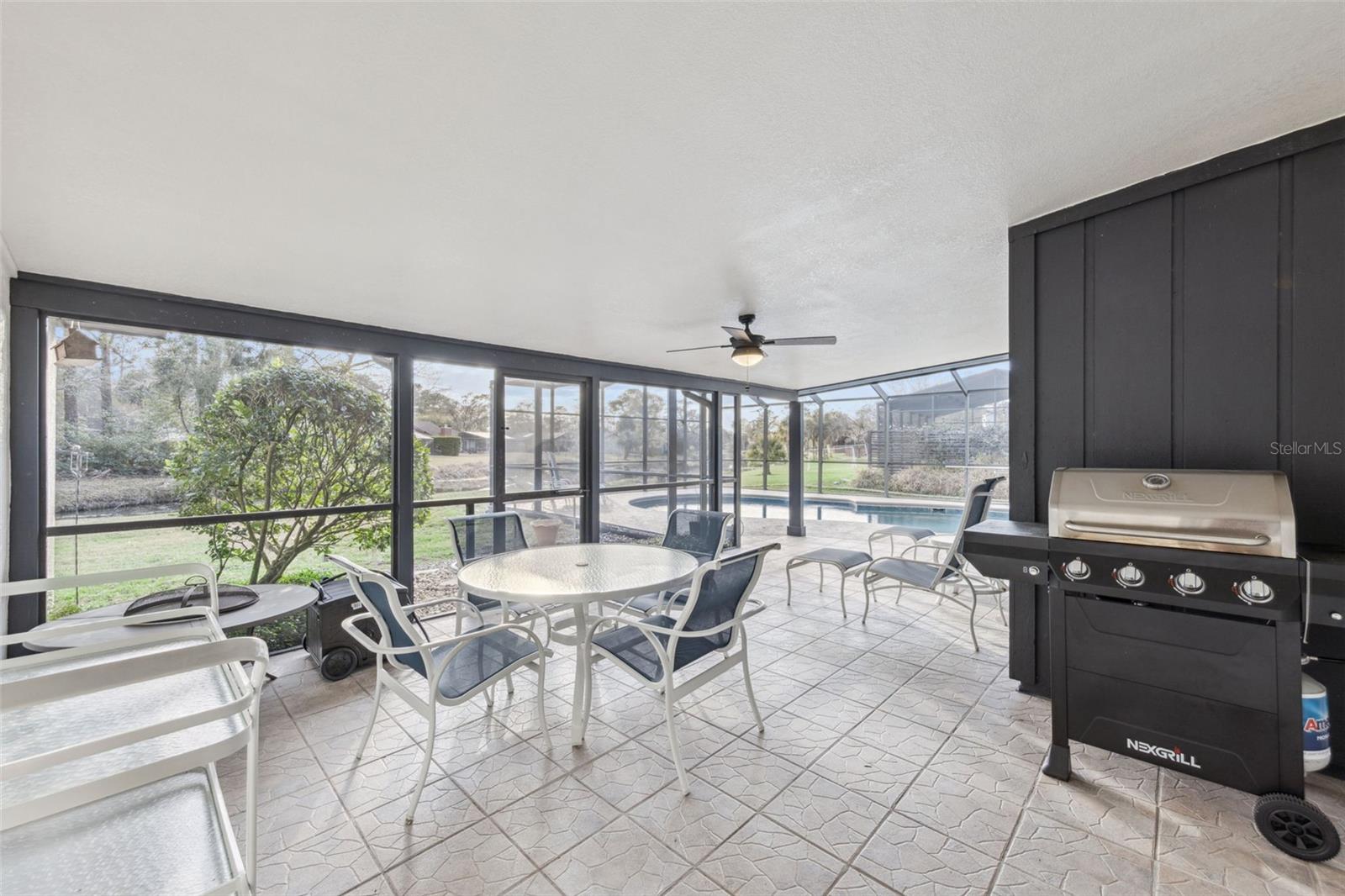 SWEETWATER OAKS SEC 18 - Residential