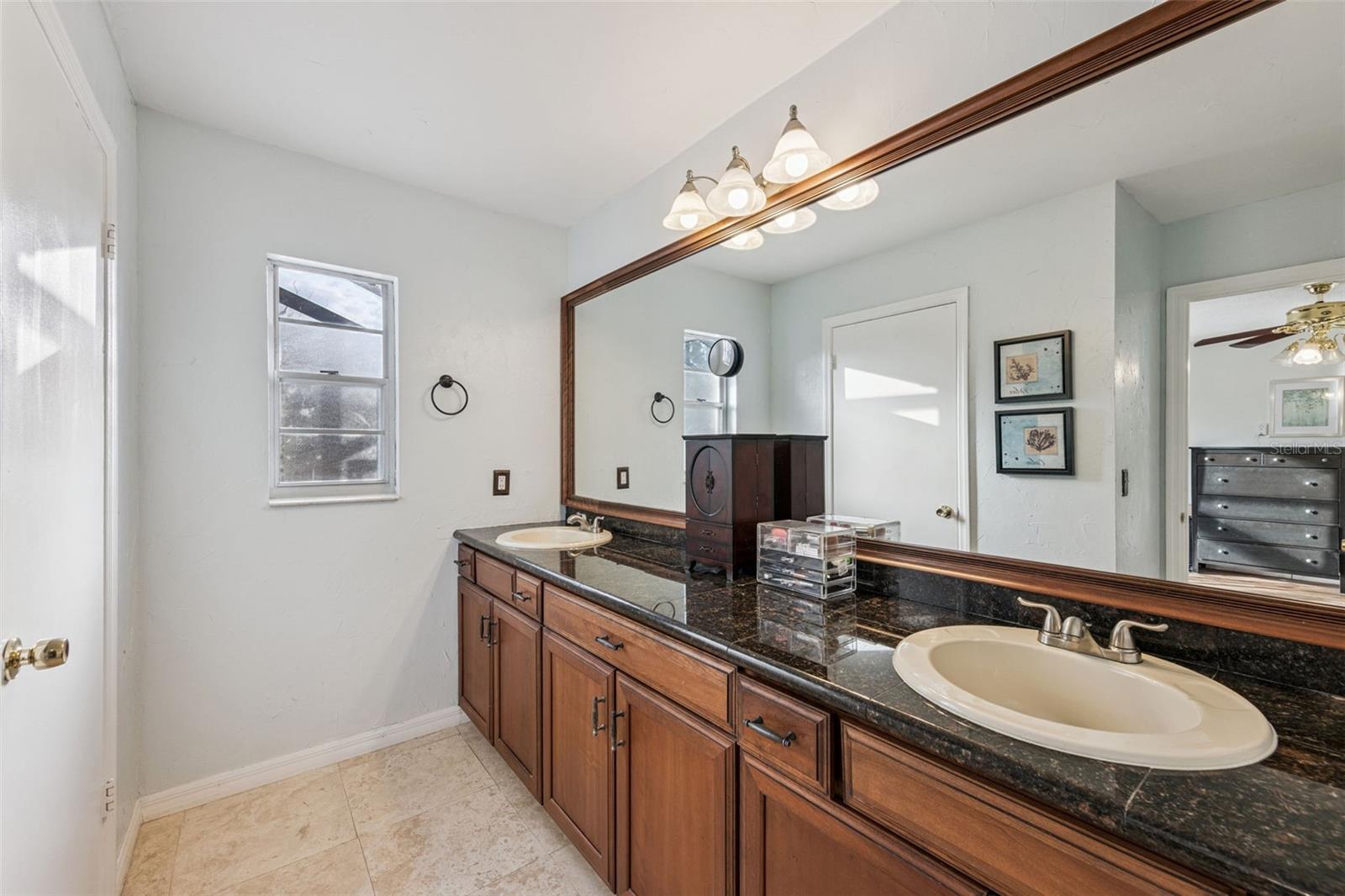 SWEETWATER OAKS SEC 18 - Residential