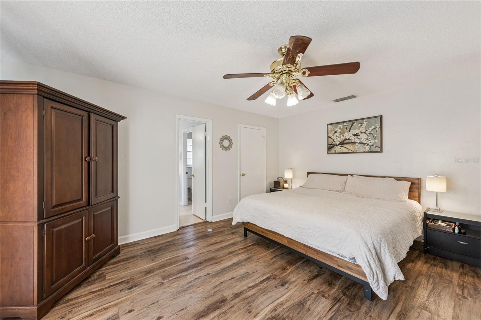 SWEETWATER OAKS SEC 18 - Residential