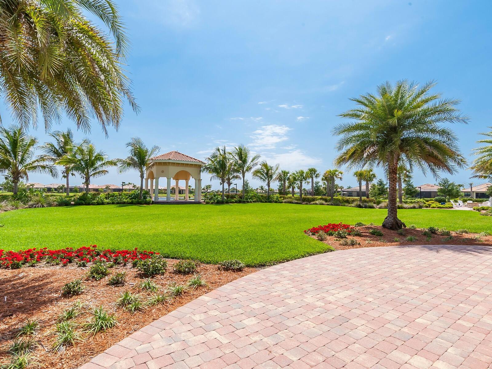 ISLANDWALK/THE WEST VLGS PH 8 - Residential