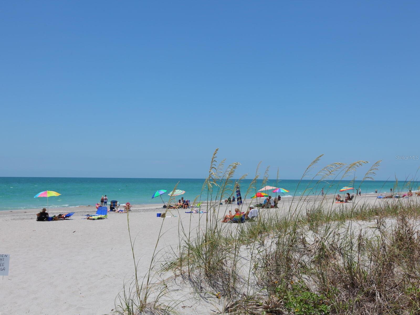 ISLANDWALK/THE WEST VLGS PH 8 - Residential