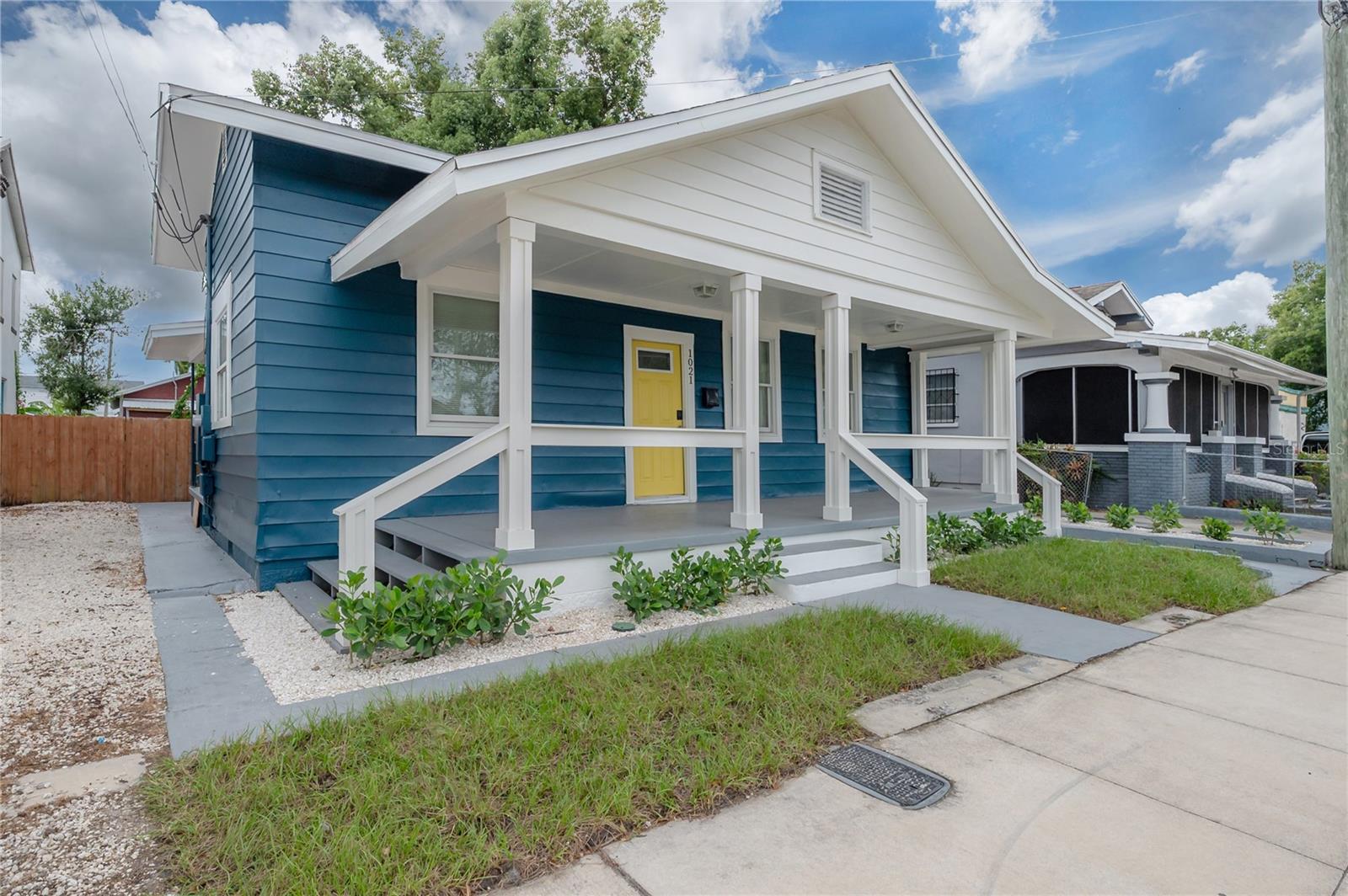 1021 E COLUMBUS DRIVE