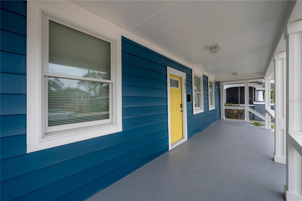 Photo of 1021 E Columbus Drive, Tampa, FL 33605 (MLS # TB8436098)