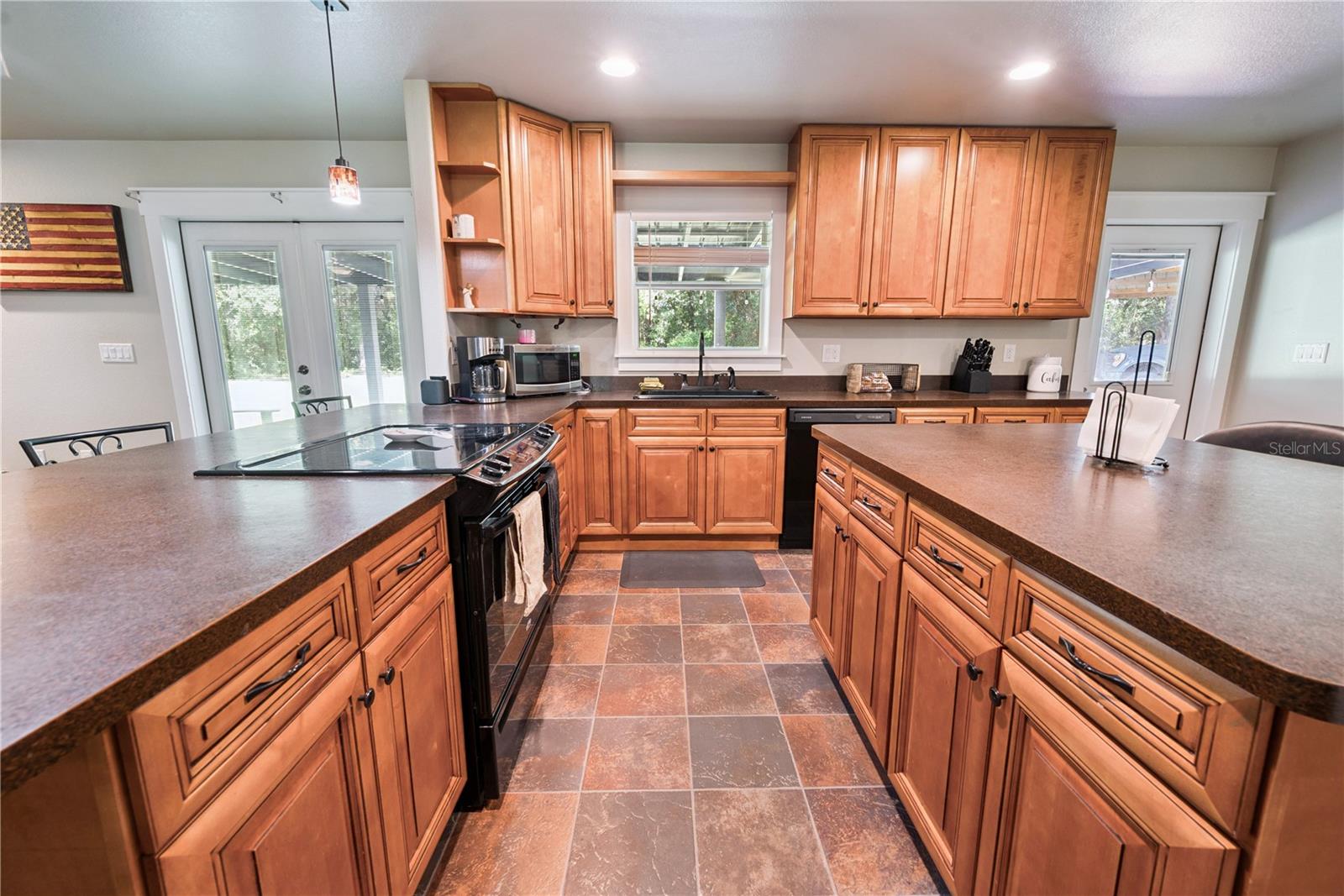 CORTEZ ACRES - Residential