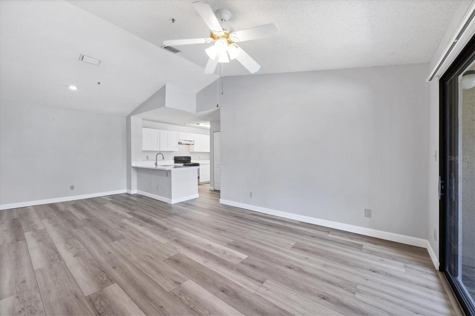 4001 CROCKERS LAKE BOULEVARD 27