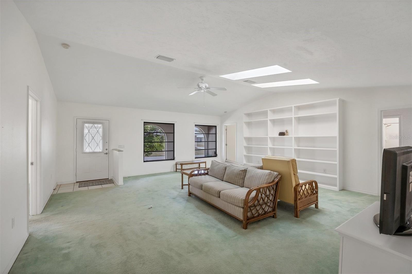 SORRENTO VILLAS 6 - Residential