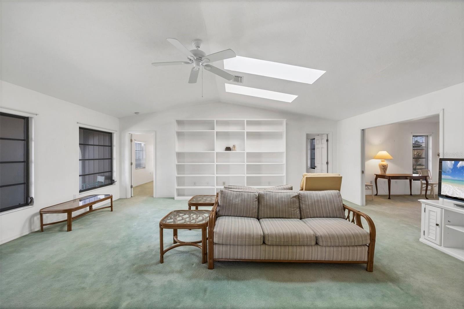 SORRENTO VILLAS 6 - Residential