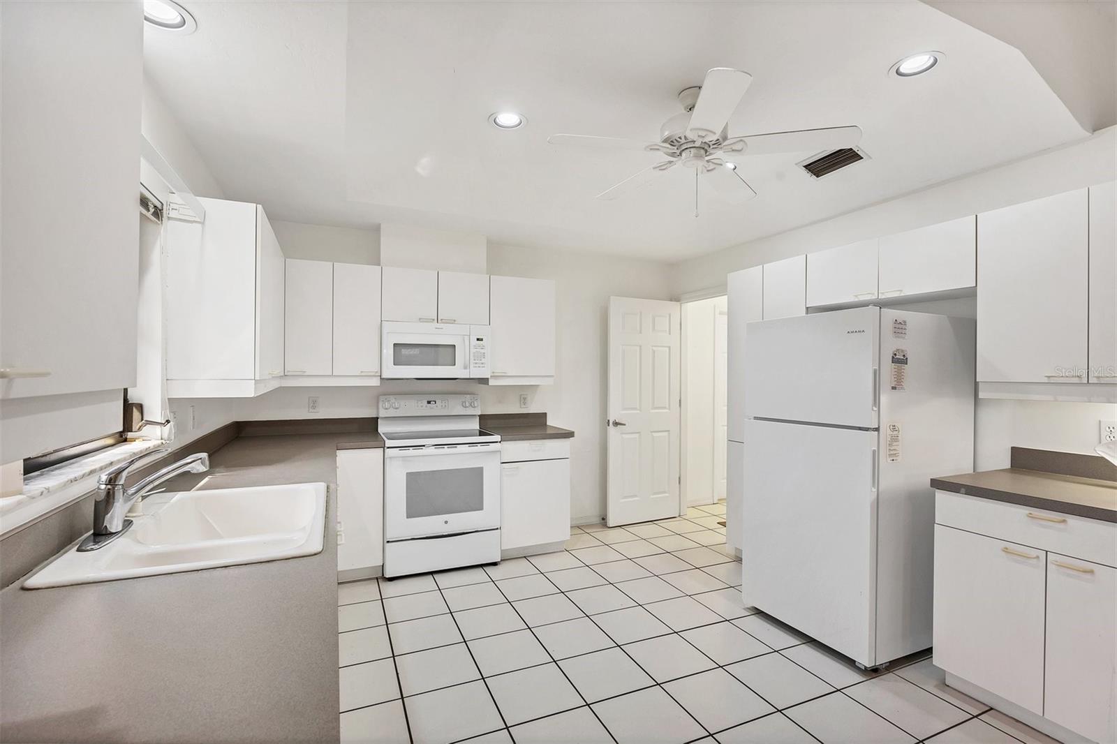 SORRENTO VILLAS 6 - Residential