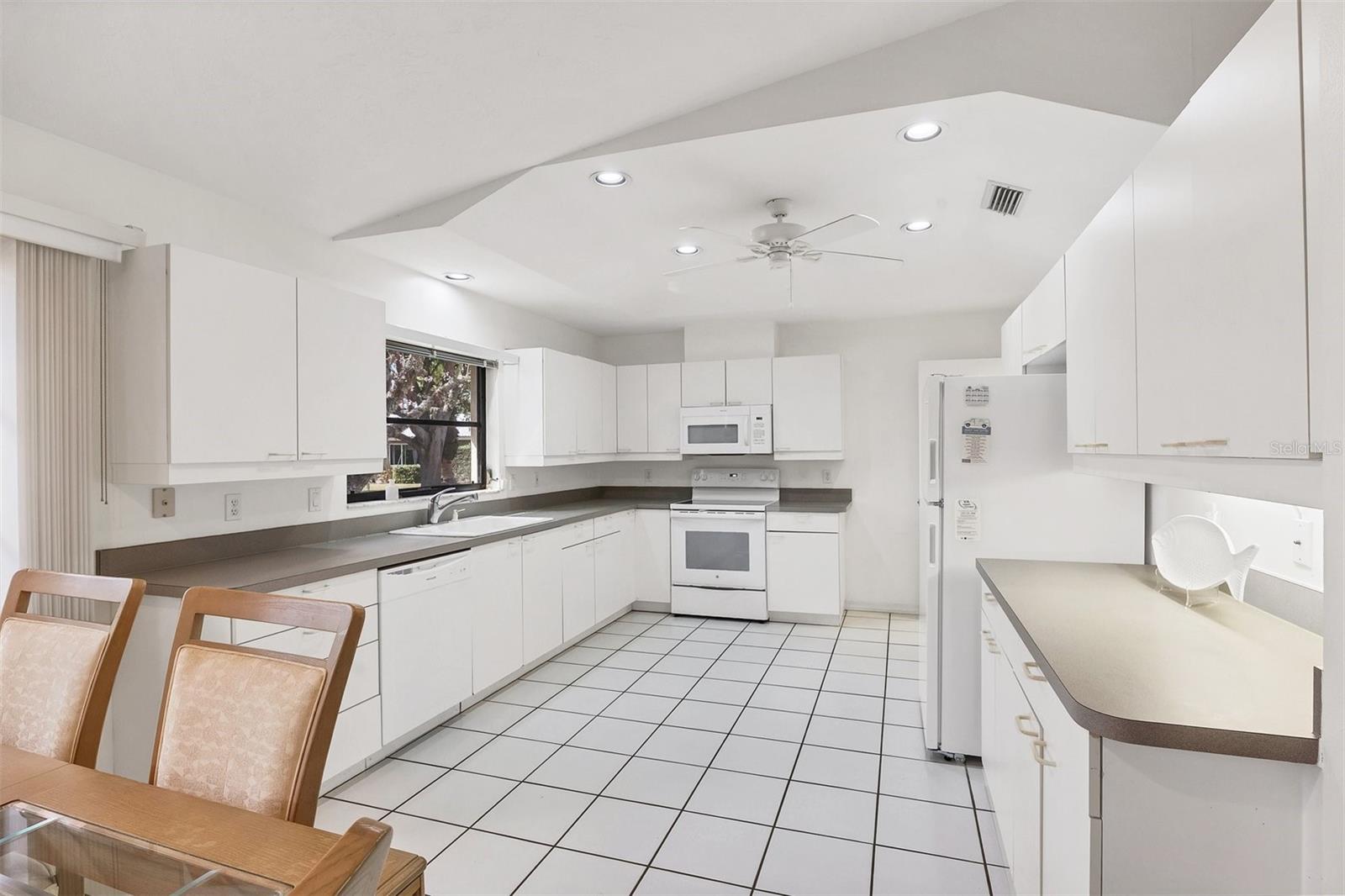 SORRENTO VILLAS 6 - Residential