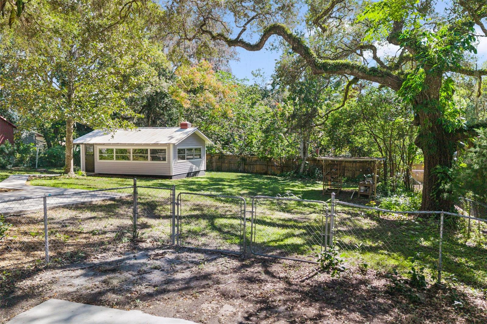 HIGHLAND PARK ADD TO BRKSVL - Residential