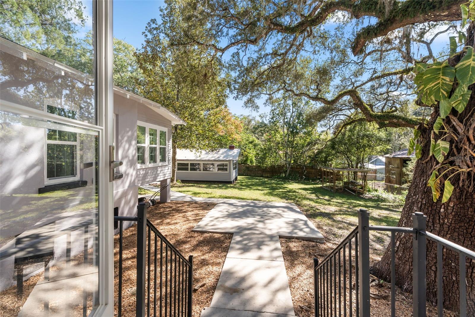 HIGHLAND PARK ADD TO BRKSVL - Residential