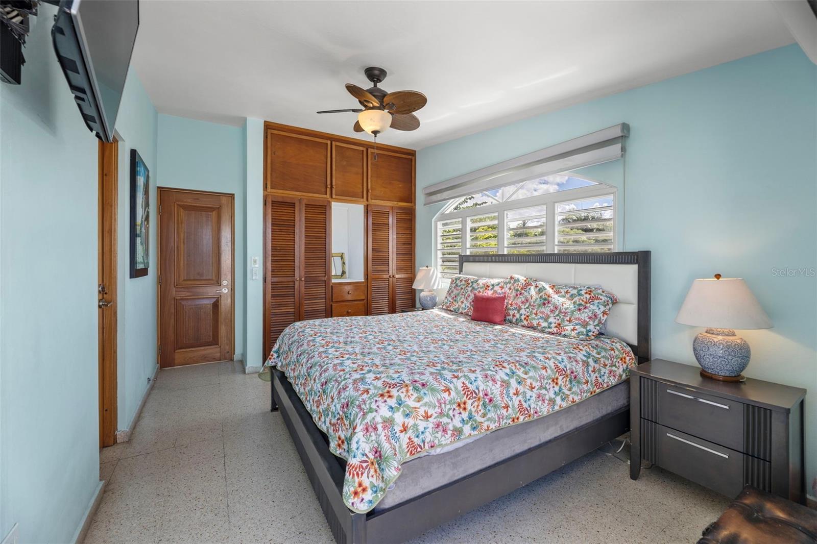 SEA BEACH COLONY - Residential