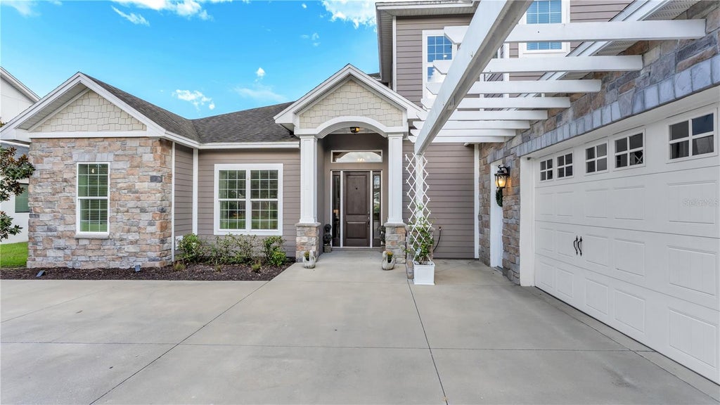 Photo of 1539 Hollingsworth Creek Court, Lakeland, FL 33803 (MLS # L4965073)