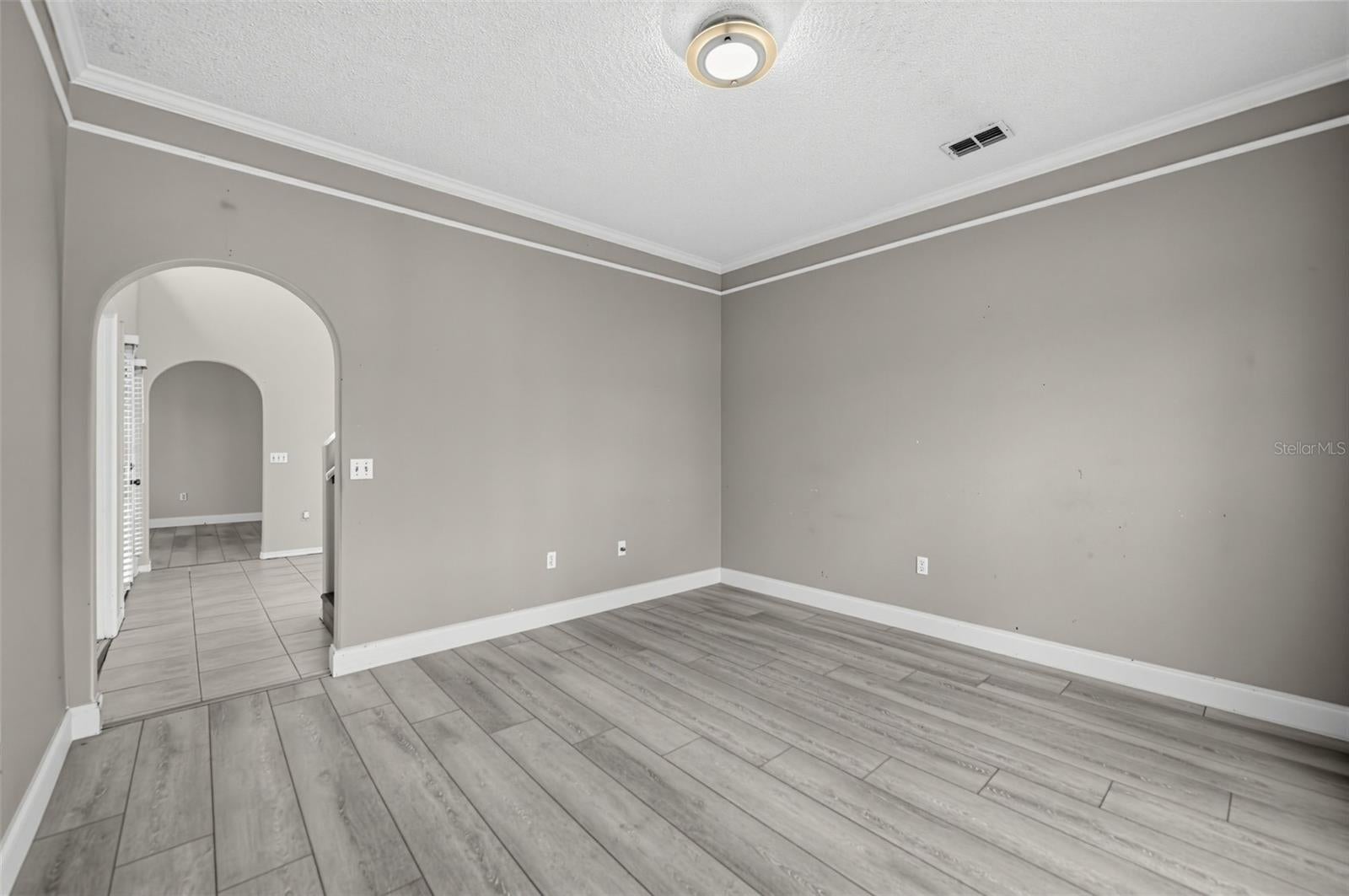 3222 RESERVE COURT