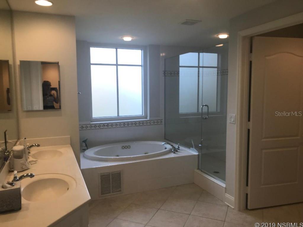 Palms At Minorca Ph 02 Condo - Residential Lease