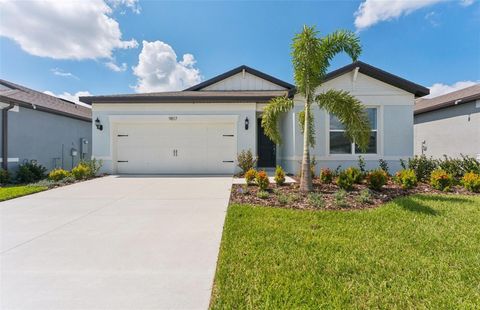 Photo of 9817 Crescent Moon Drive, Riverview, FL 33578 (MLS # TB8327066)