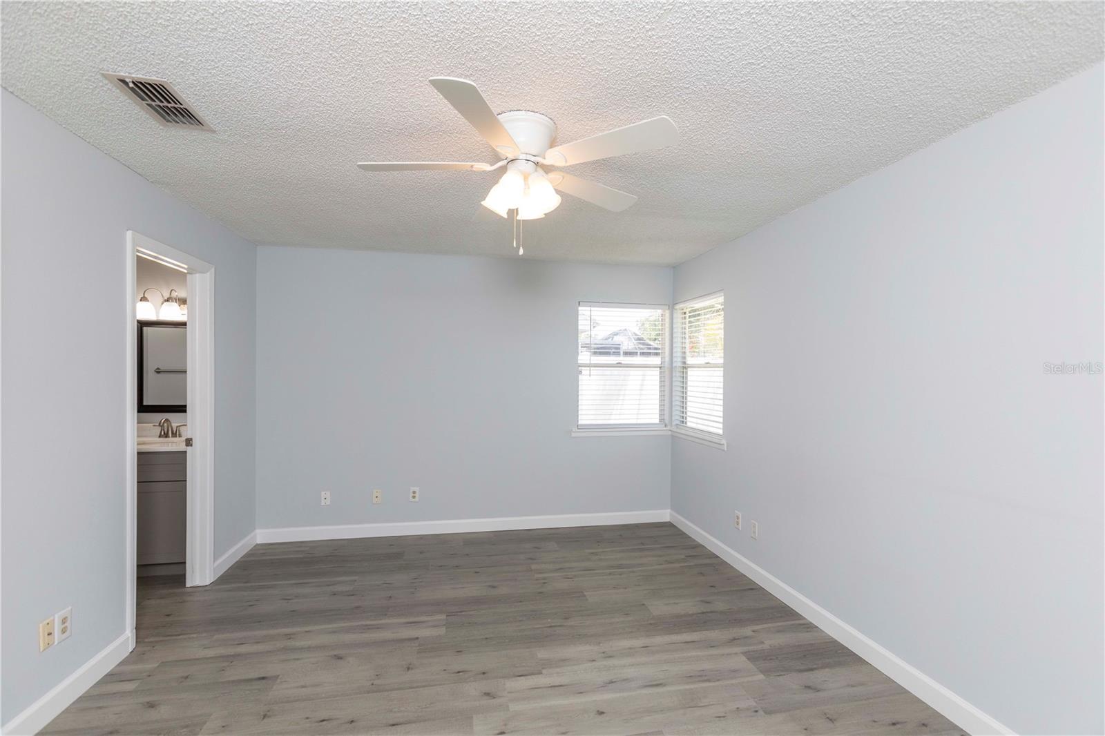 CLOVERPLACE CONDO - Residential