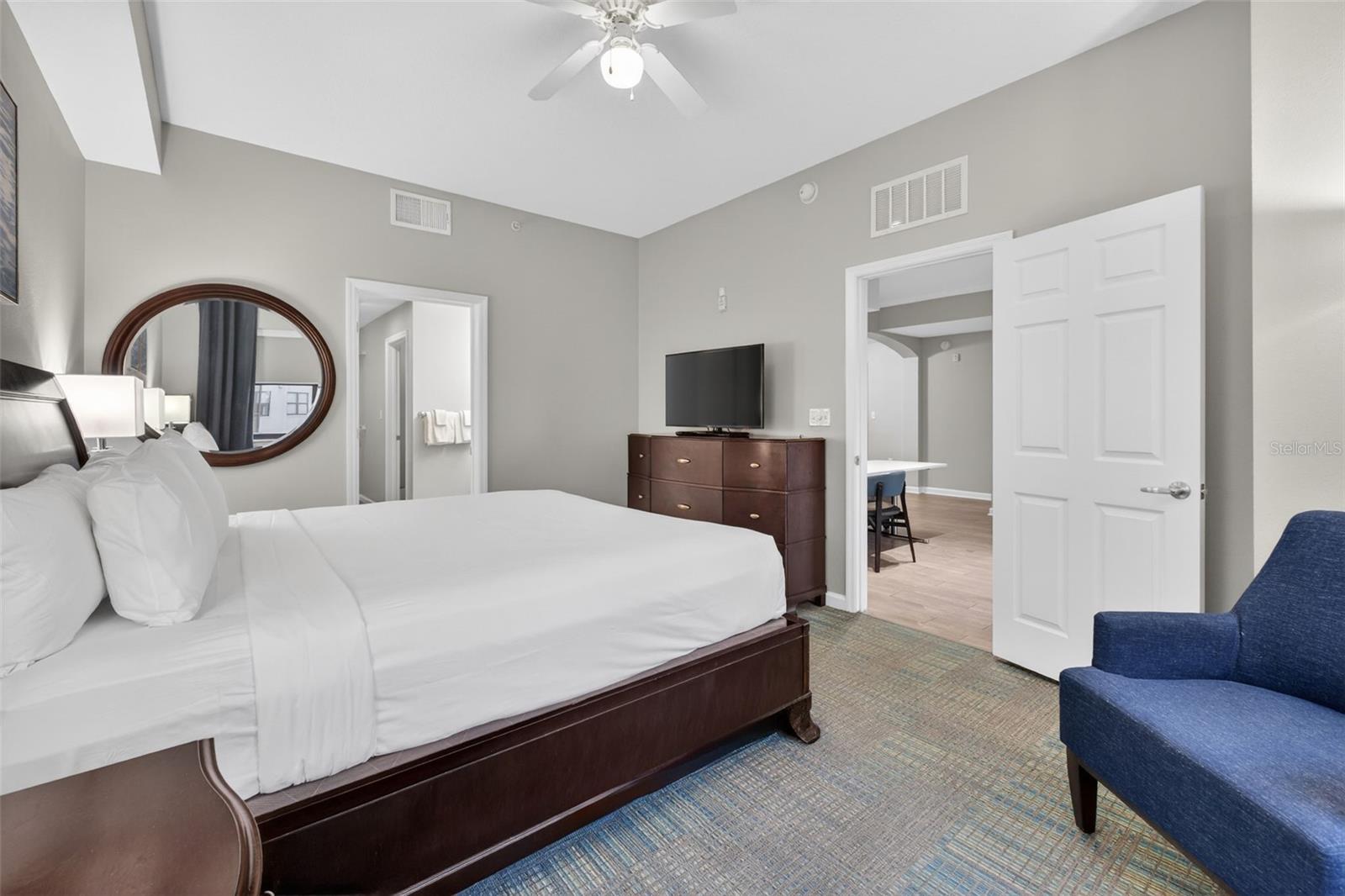 GROVE RESIDENCE & SPA HOTEL CONDO I - Residential