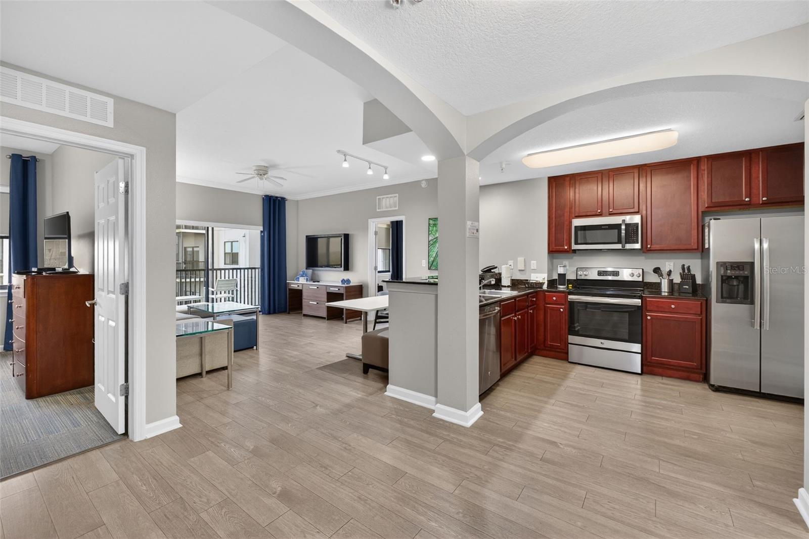 GROVE RESIDENCE & SPA HOTEL CONDO I - Residential