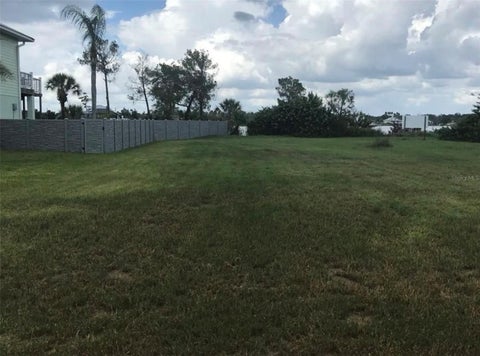 Tiny photo for 10863 W Xanadu Path, Homosassa, FL 34448 (MLS # TB8523226)