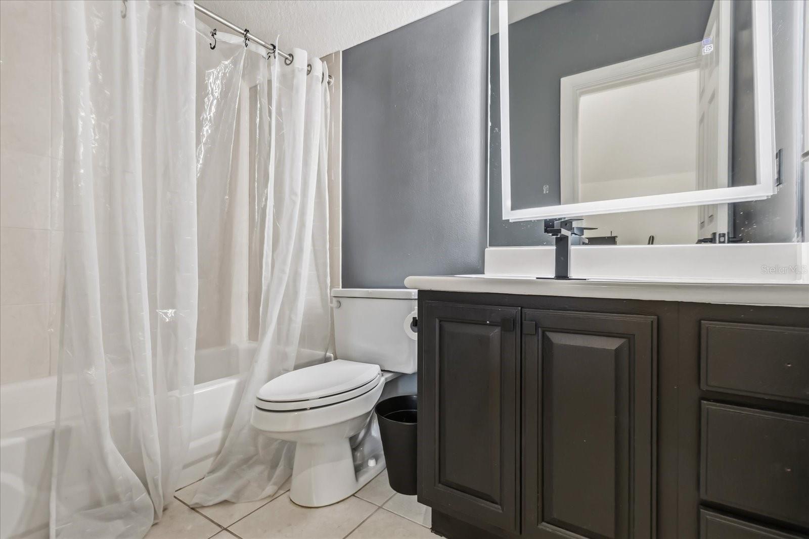 ALAQUA LAKES PH 2 - Residential