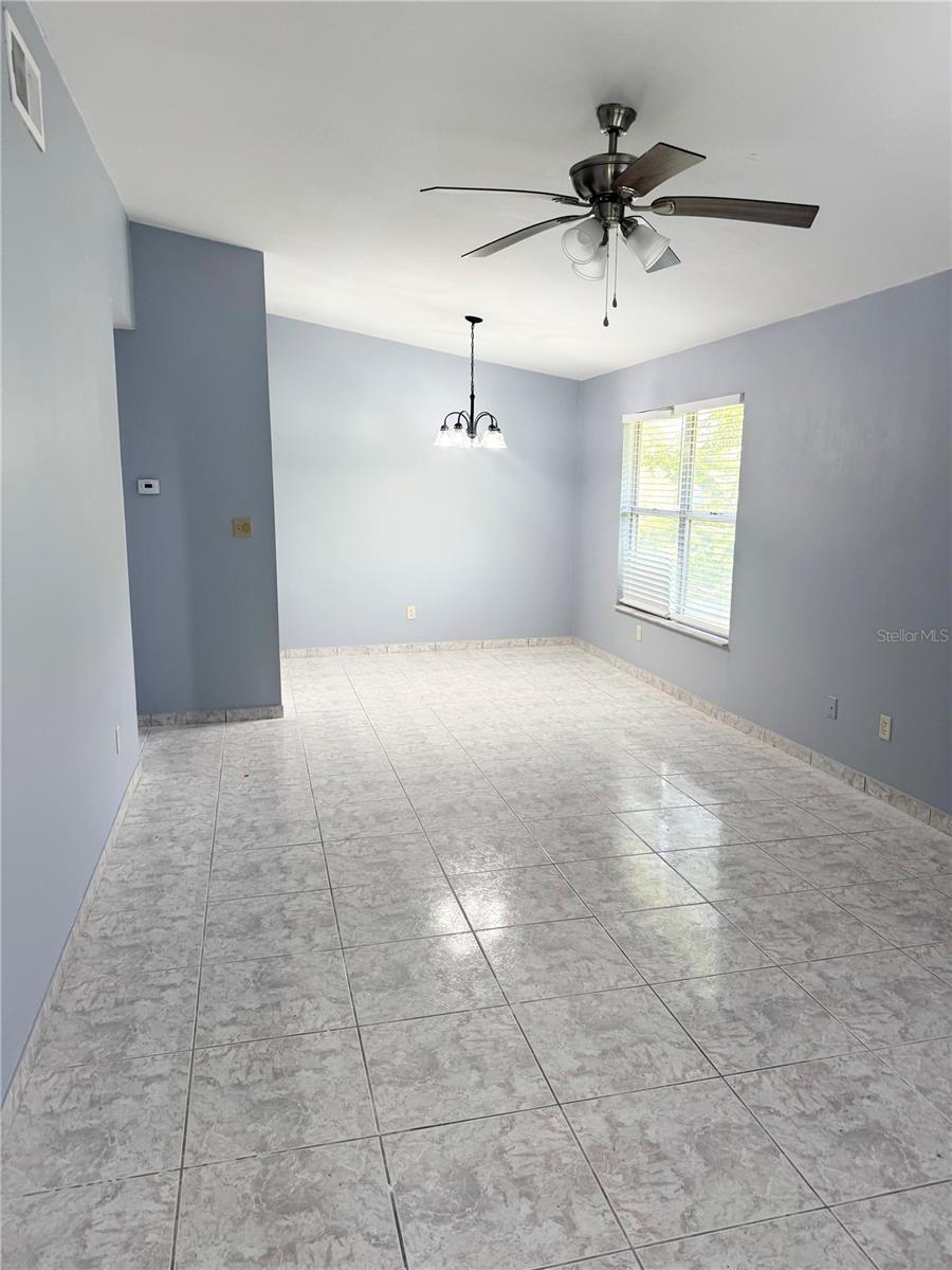 4882 S SEMORAN BOULEVARD 1408