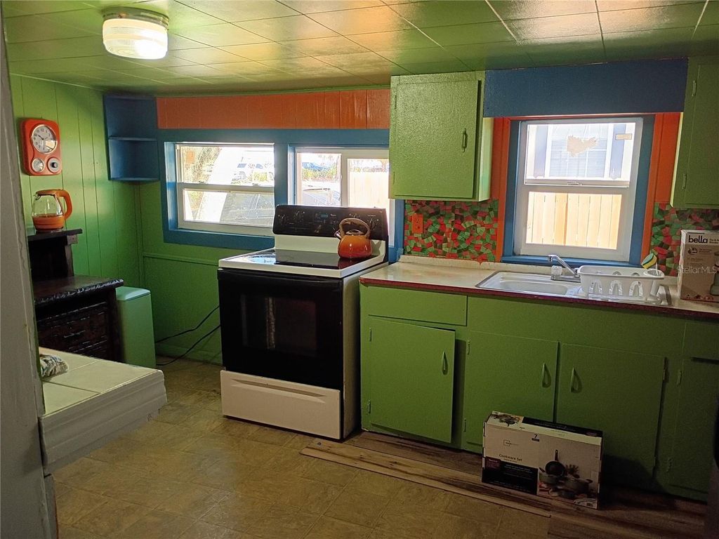 Photo of 1407 Illinois Avenue, Saint Cloud, FL 34769 (MLS # O6400304)