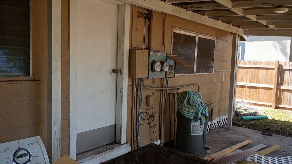 Photo of 1407 Illinois Avenue, Saint Cloud, FL 34769 (MLS # O6400304)