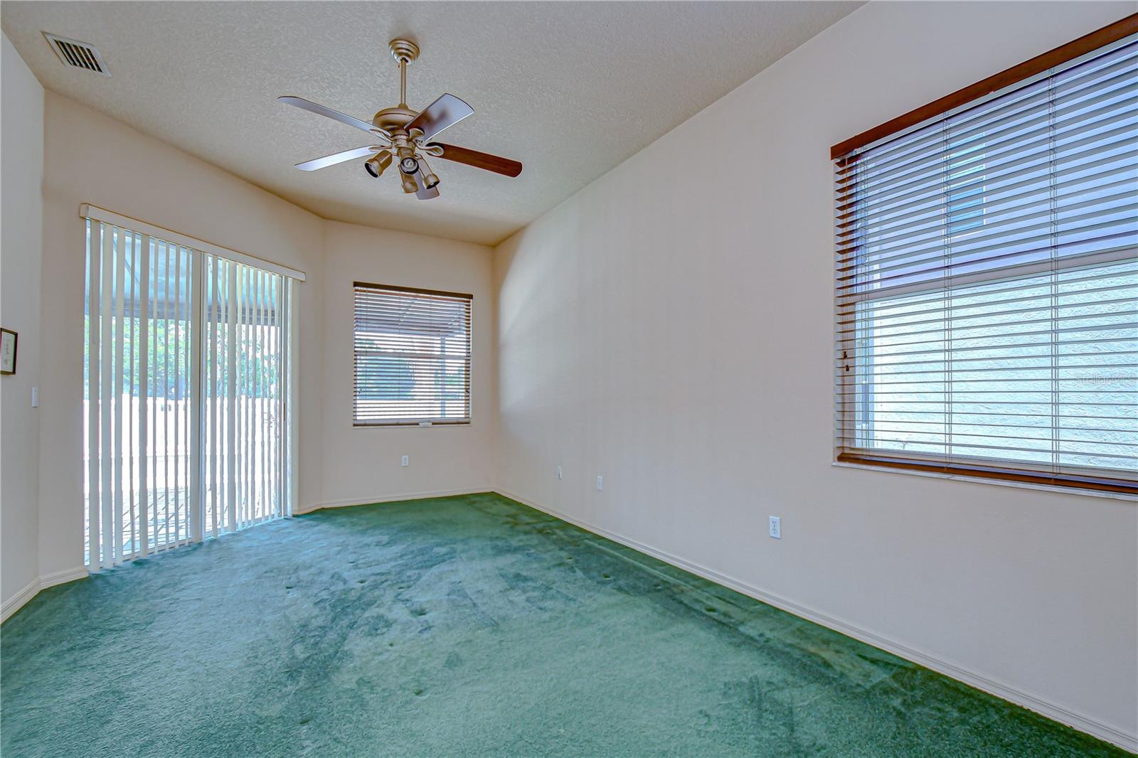 NORTHDALE GOLF CLB SEC D UN 3 - Residential