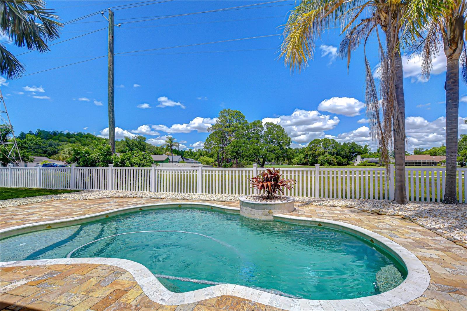 NORTHDALE GOLF CLB SEC D UN 3 - Residential