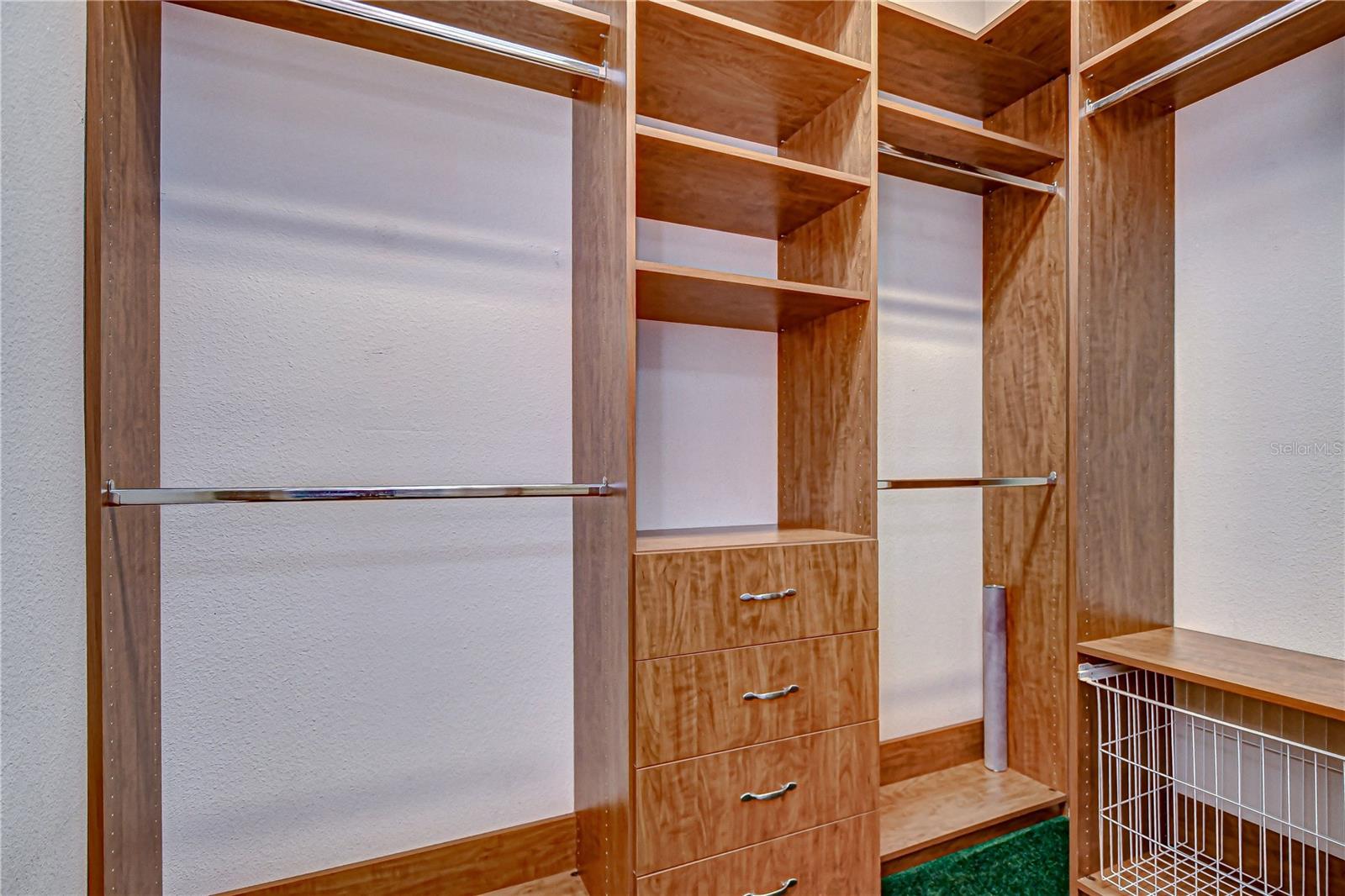 NORTHDALE GOLF CLB SEC D UN 3 - Residential