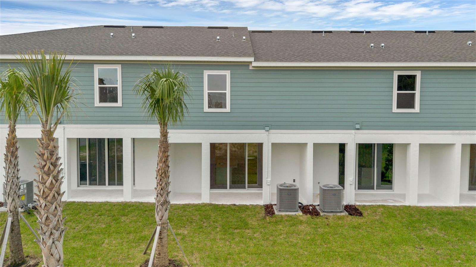 702 FLORIDA ELM COURT