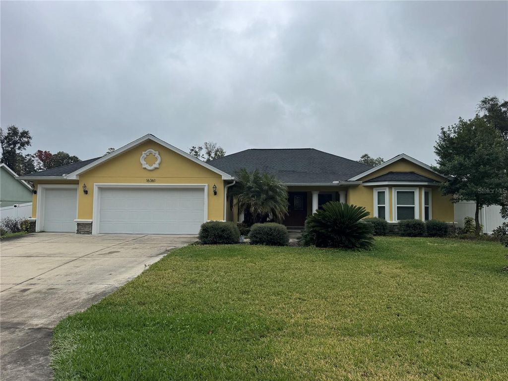 Photo of 16361 SE 80th Terrace, Summerfield, FL 34491 (MLS # O6370798)