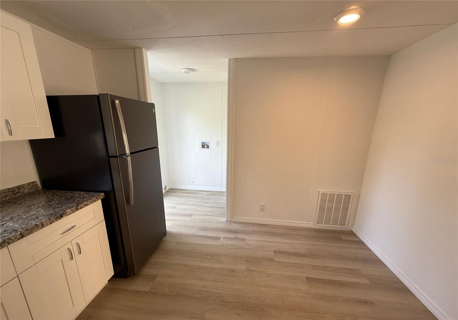 SANDY ACRES ESTATE - Residential