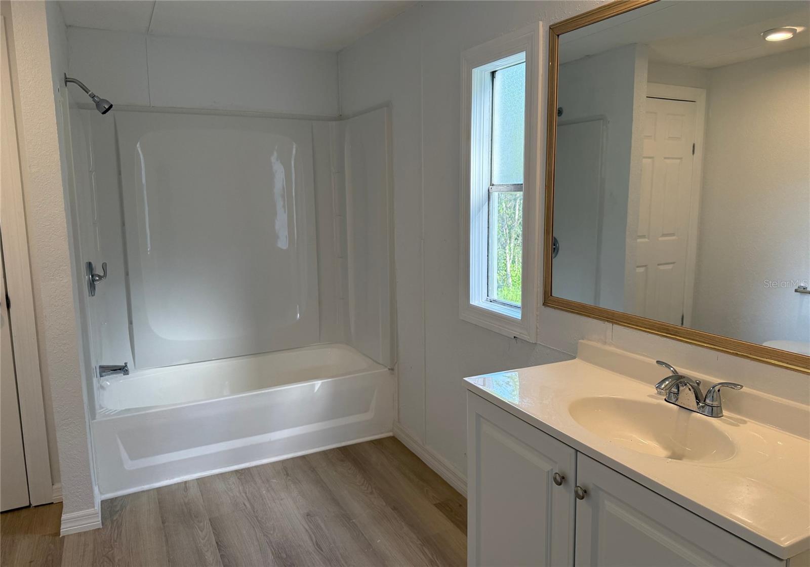 SANDY ACRES ESTATE - Residential