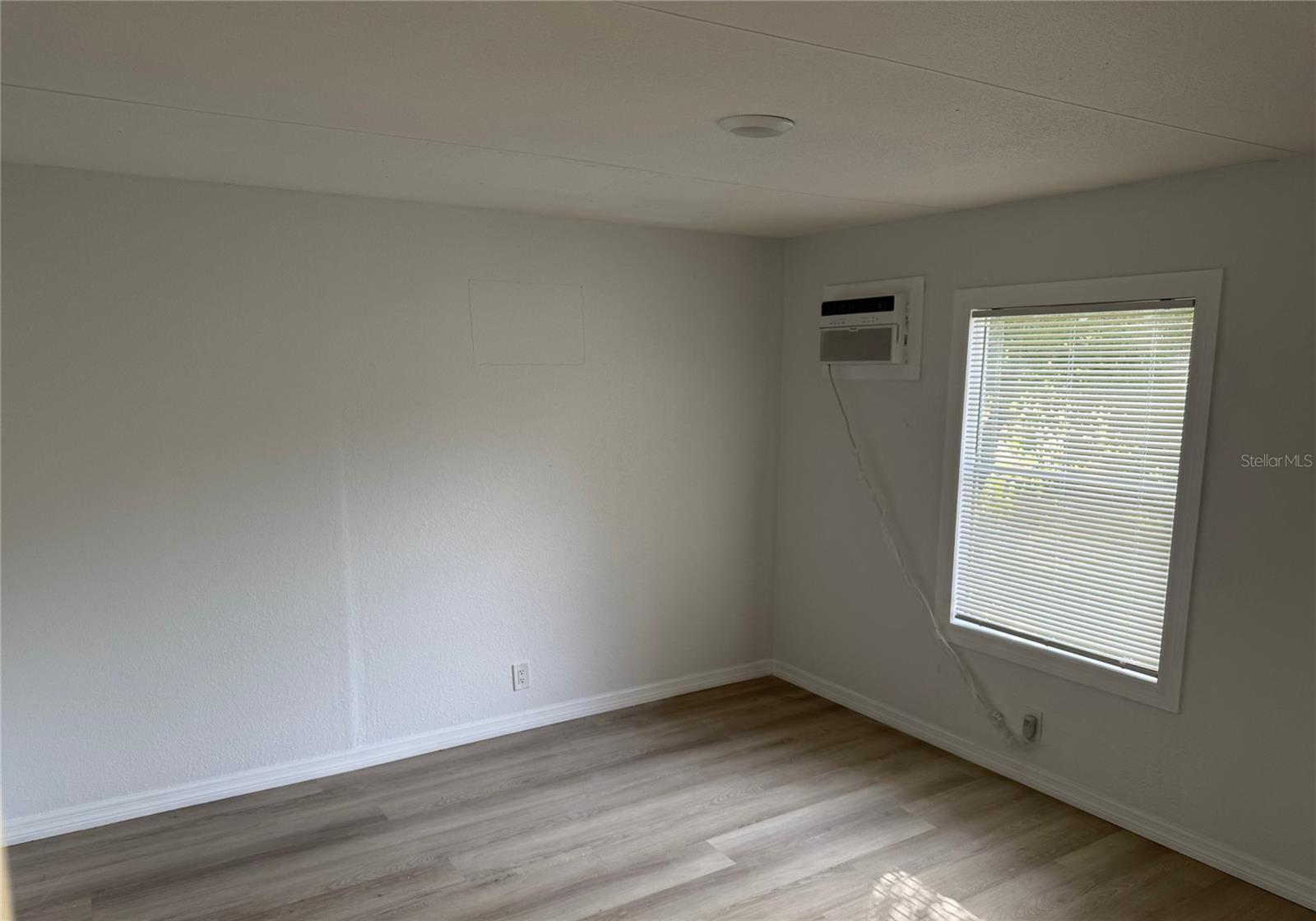 SANDY ACRES ESTATE - Residential