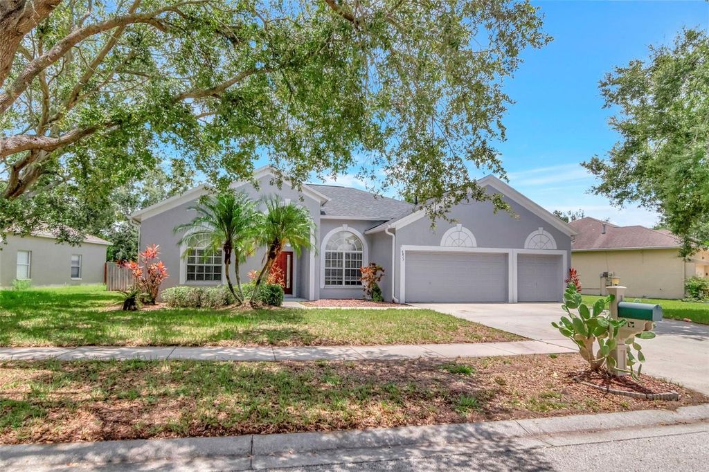 Photo of 6813 Regents Village Way, Apollo Beach, FL 33572 (MLS # TB8409817)