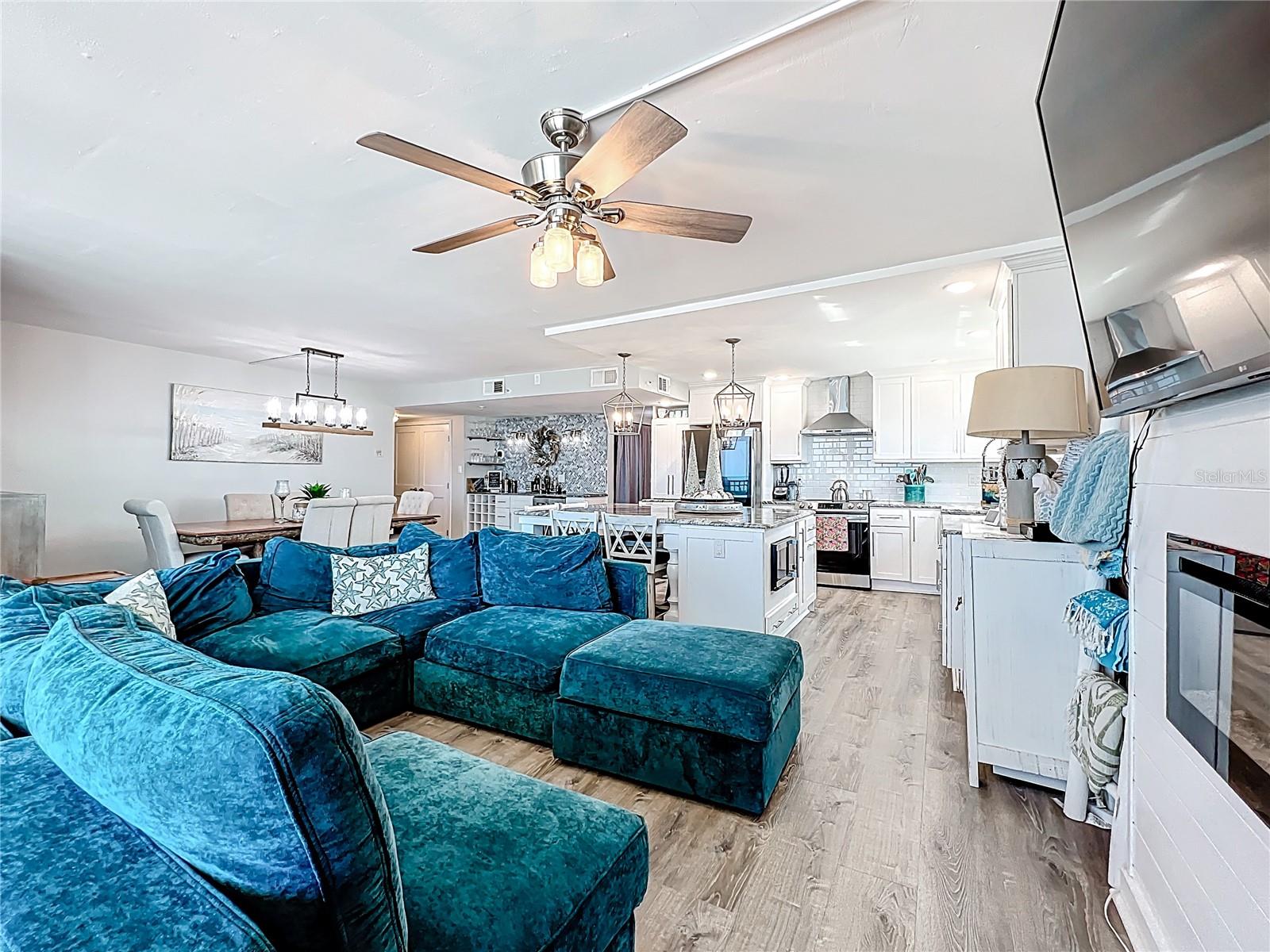 TRILLIUM CONDO THE - Residential
