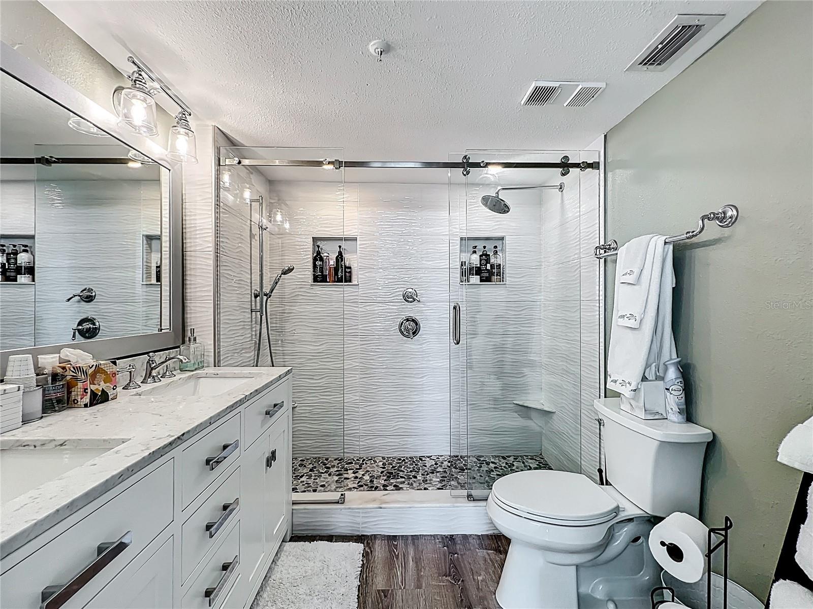 TRILLIUM CONDO THE - Residential