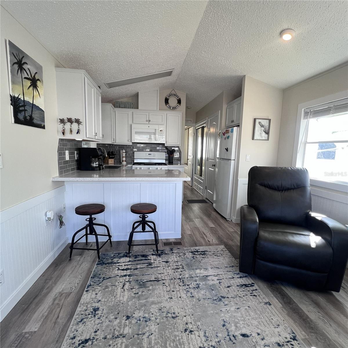 ALLIGATOR PARK COOP - Residential