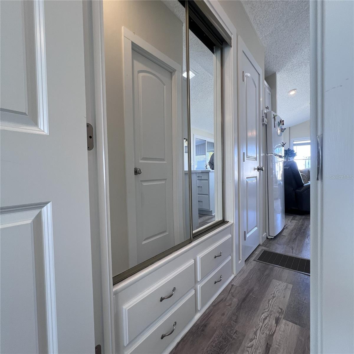 ALLIGATOR PARK COOP - Residential