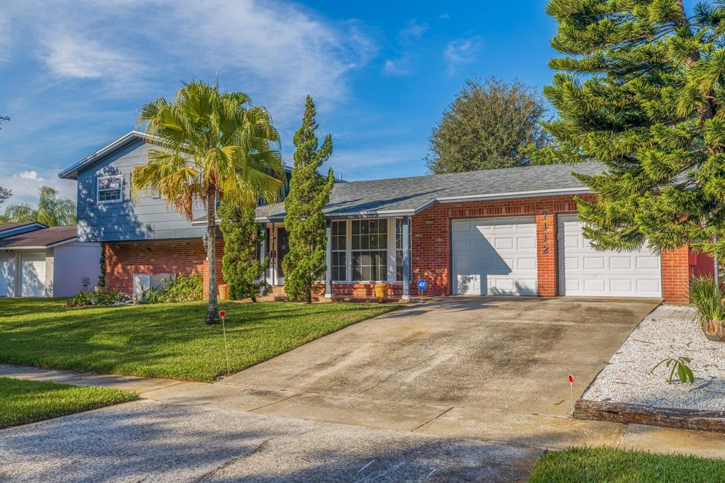 Photo 4 of 59 of 7112 PAT BOULEVARD house