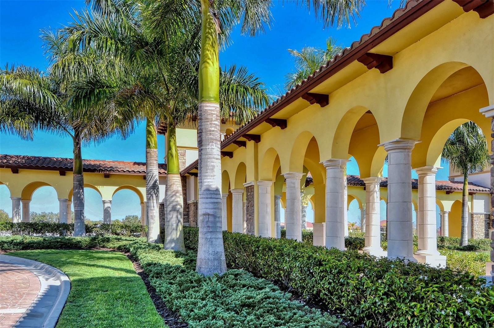 GRAN PARADISO PH 1 - Residential