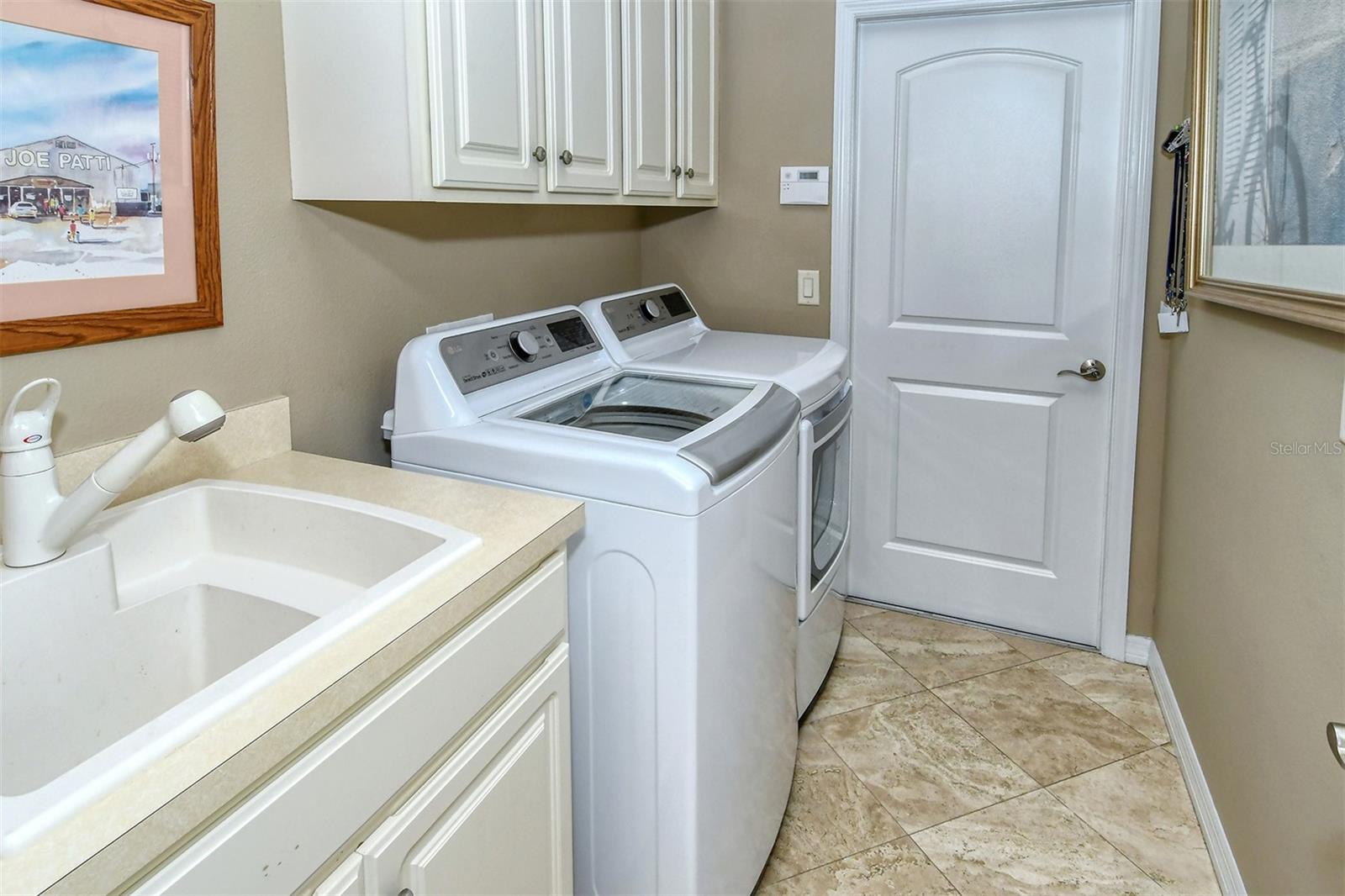 GRAN PARADISO PH 1 - Residential