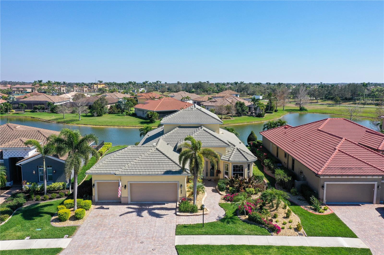 GRAN PARADISO PH 1 - Residential