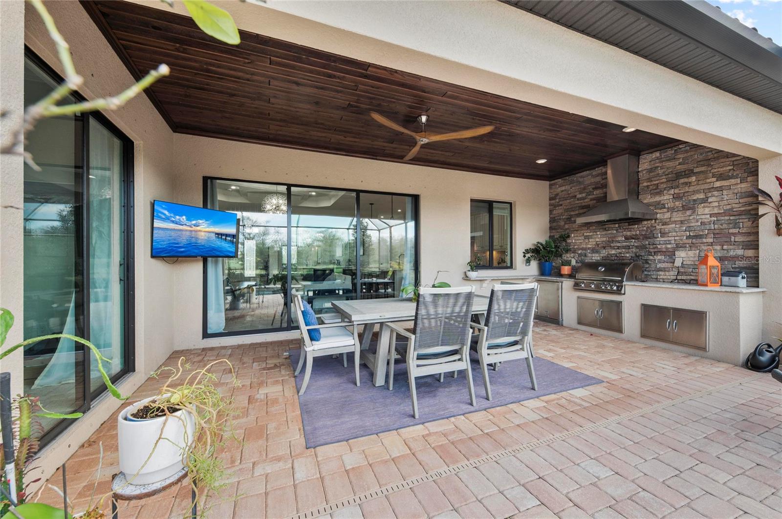 LAKEWOOD NATIONAL GOLF CULB PH II - Residential