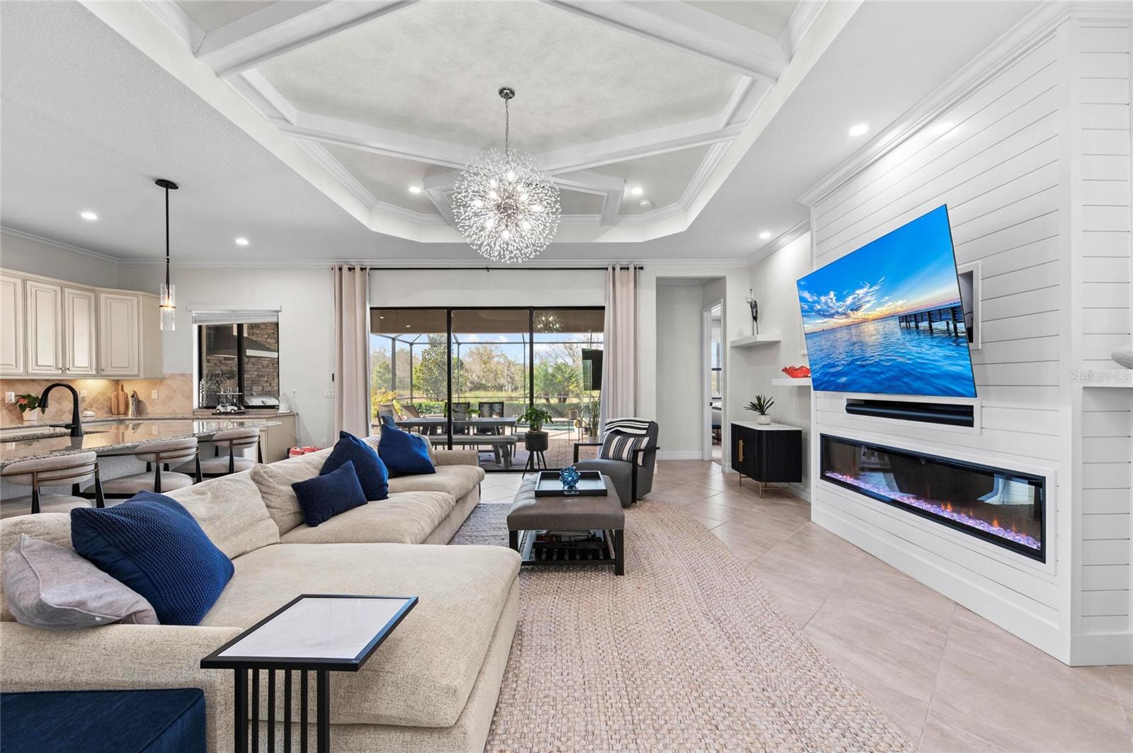 LAKEWOOD NATIONAL GOLF CULB PH II - Residential