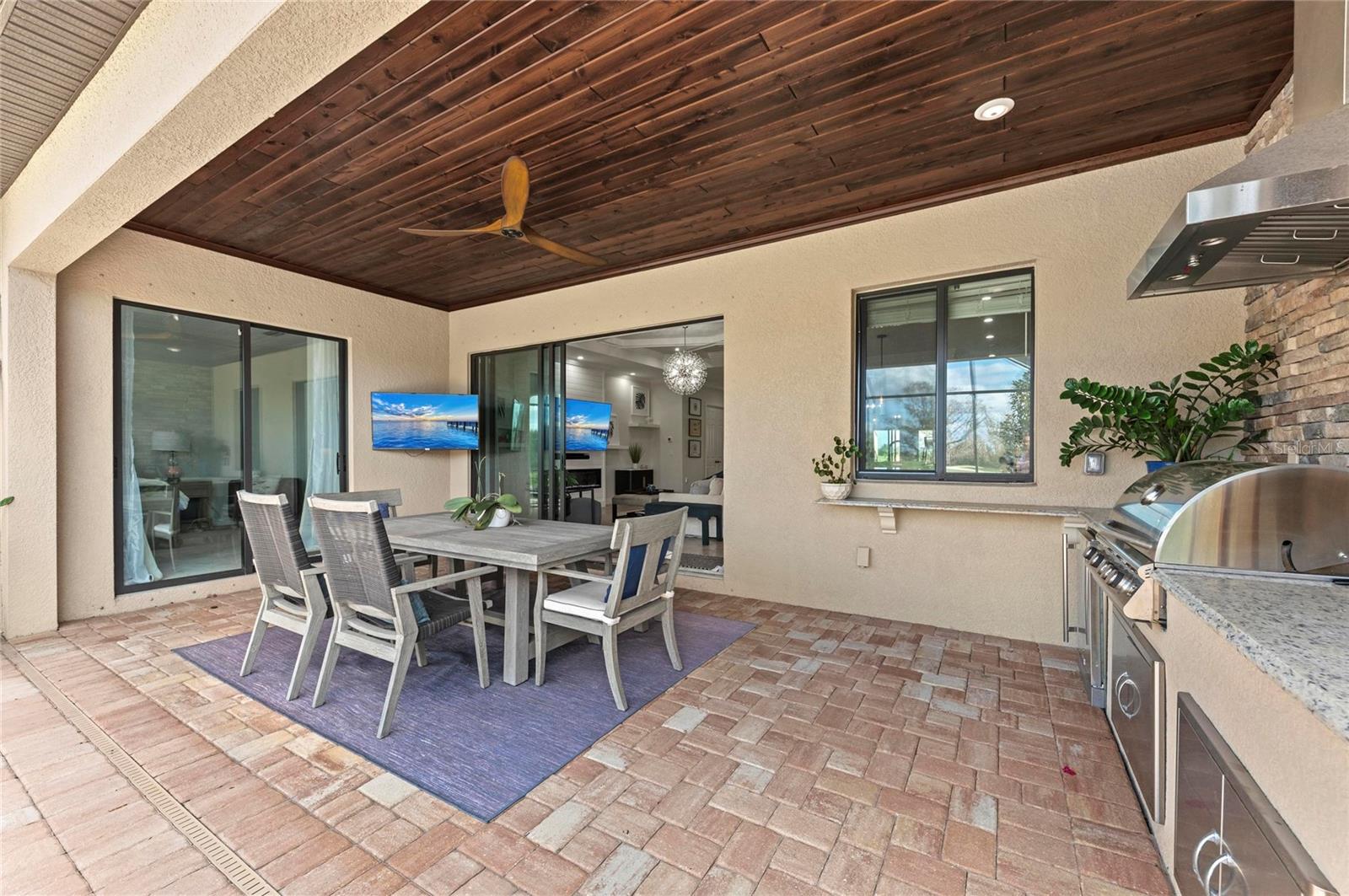 LAKEWOOD NATIONAL GOLF CULB PH II - Residential