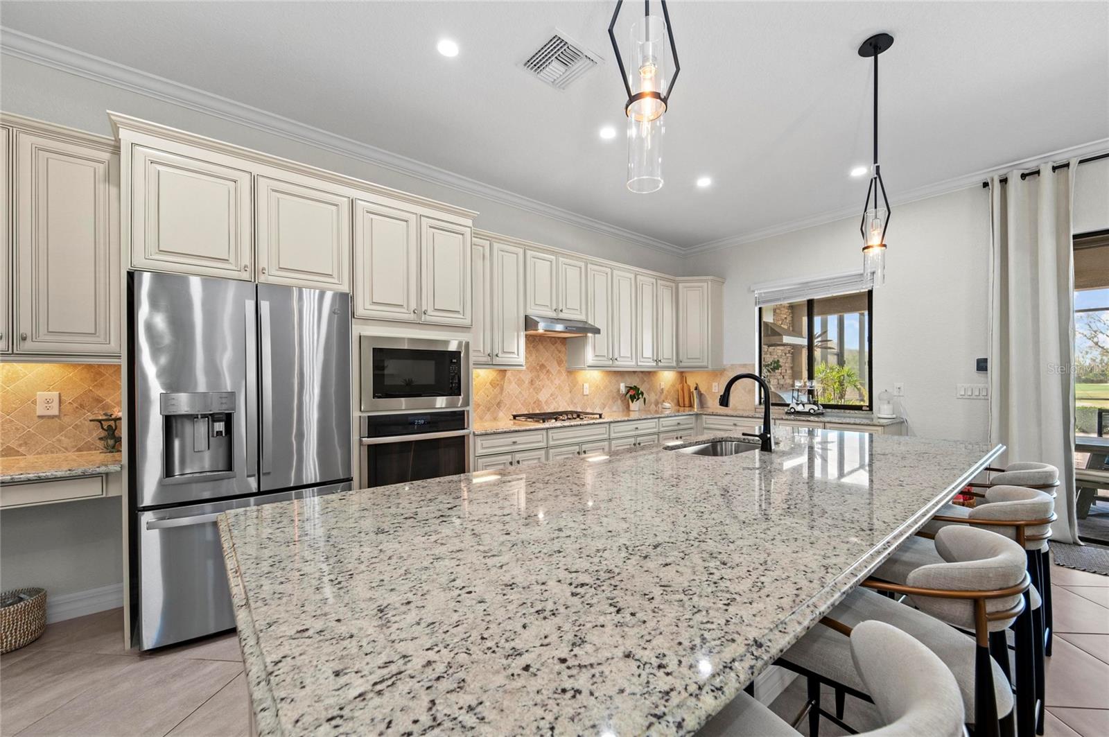 LAKEWOOD NATIONAL GOLF CULB PH II - Residential